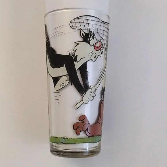 Warner Bros and Pepsi VTG Glass Tumbler & Mug Collector Bundle - Picture 3 of 17